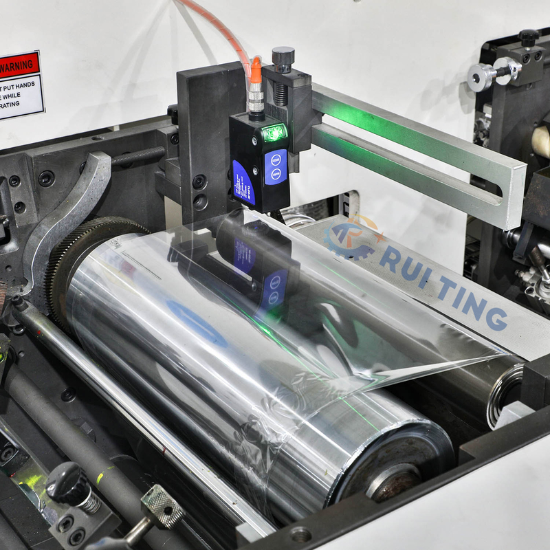 उच्च गति मुद्रण प्रदर्शन के साथ कुशल लेबल प्रिंटिंग मशीन